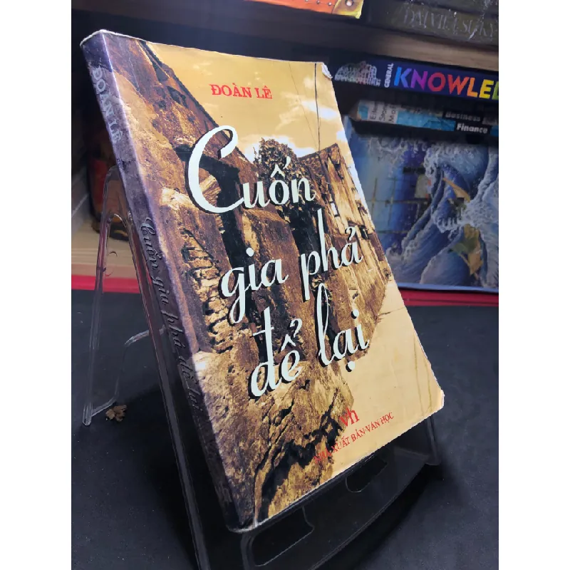 [Sách Cũ SCGR] Cuốn gia phả để lại 2009 mới 70% ố bẩn nhẹ Đoàn Lê HPB0906 SÁCH VĂN HỌC 683481