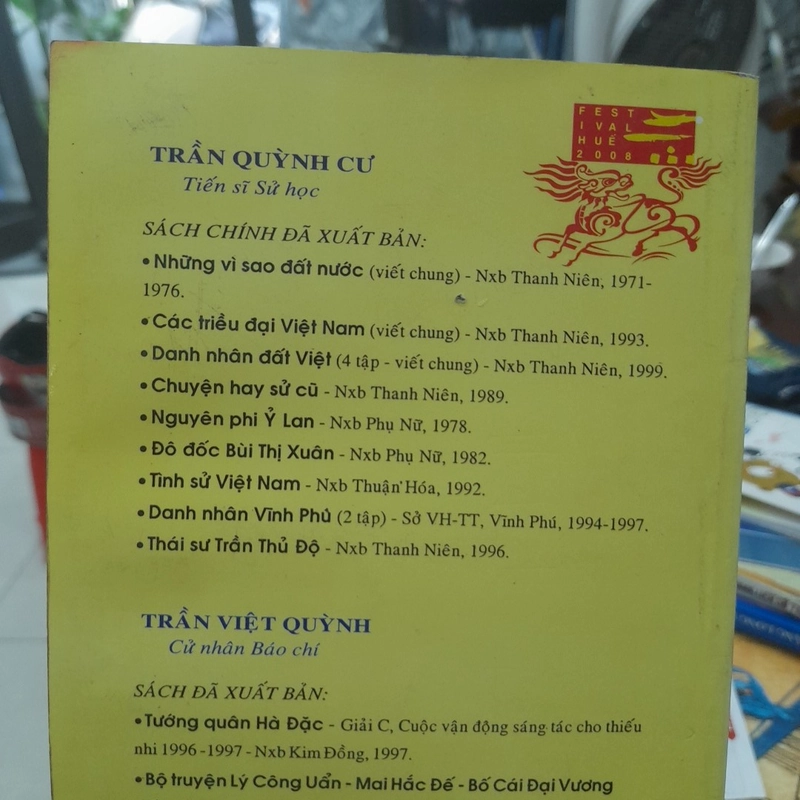 Trần Quỳnh Cư, Trần Việt Quỳnh - CÁC ĐỜI VUA CHÚA NHÀ NGUYỄN 474623
