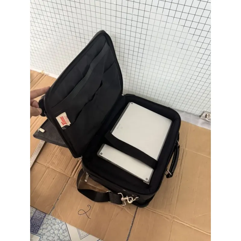 Cặp TARGUS đựng laptop. hồ sơ vv 972731