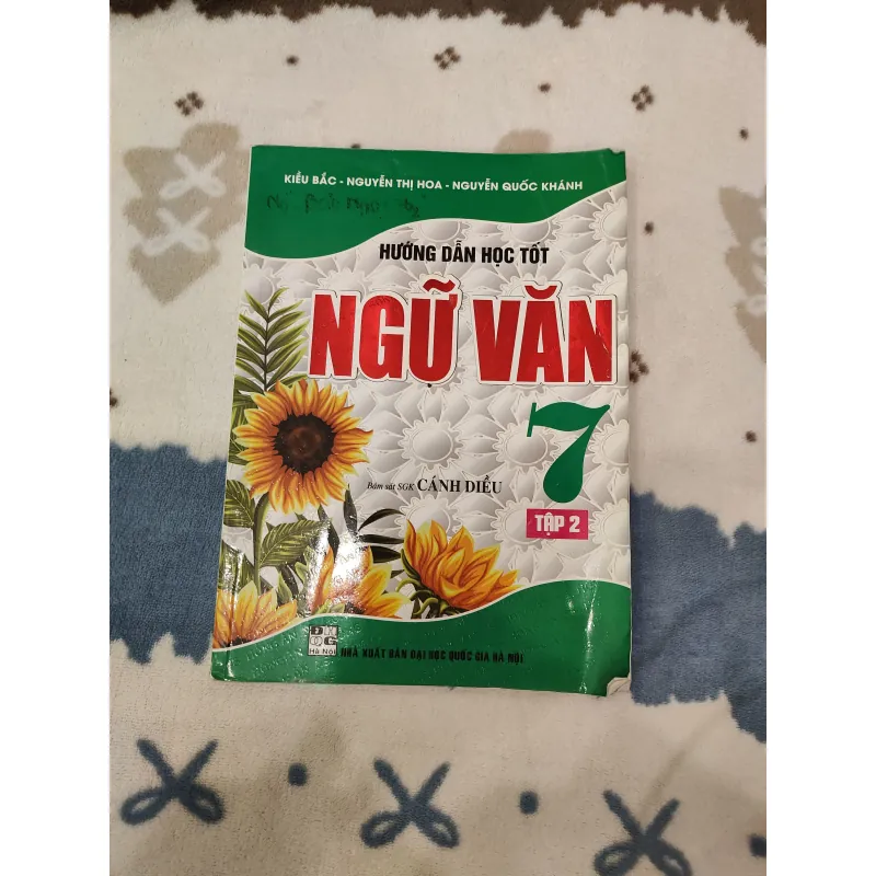 Sách hướng dẫn học tốt NGỮ VĂN lớp 7 tập 2 - Cánh Diều 1001541
