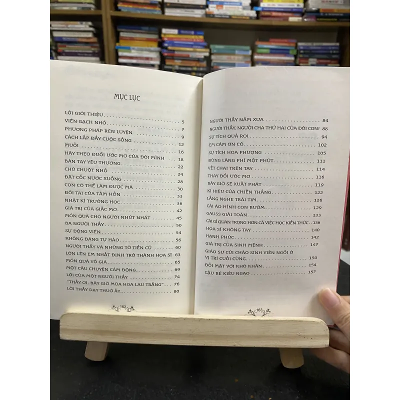 Lớn lên em nhất định trở thành hoạ sĩ 1031392