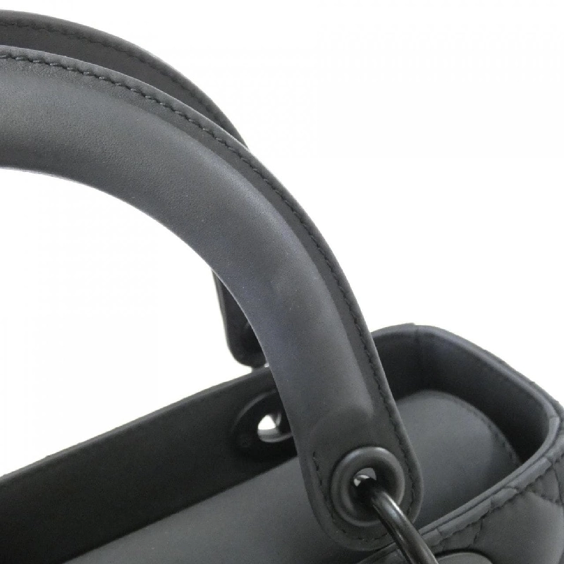 Túi Christian Dior Lady Dior Medium M0565SLOI - Hàng hiệu Authentic 765024