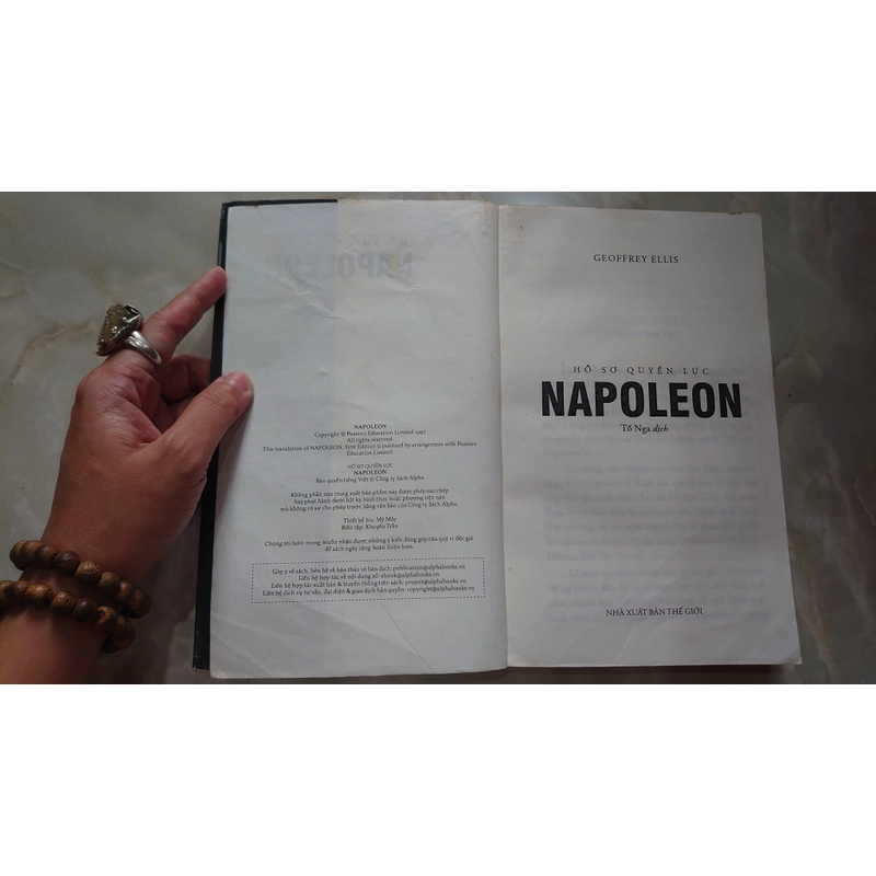 HỒ SƠ QUYỀN LỰC: NAPOLEON.
Tác giả: Geoffrey Ellis.
Dịch giả: Tố Nga 320365