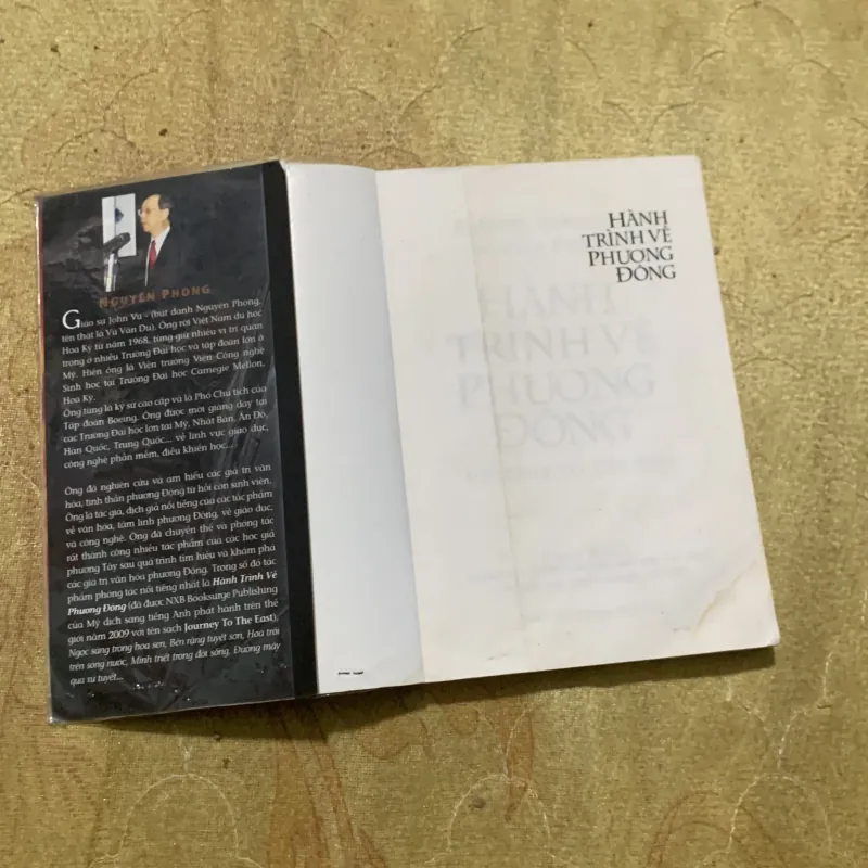 COMBO Á CHÂU HUYỀN BÍ & HÀNH TRÌNH VỀ PHƯƠNG ĐÔNG 753091