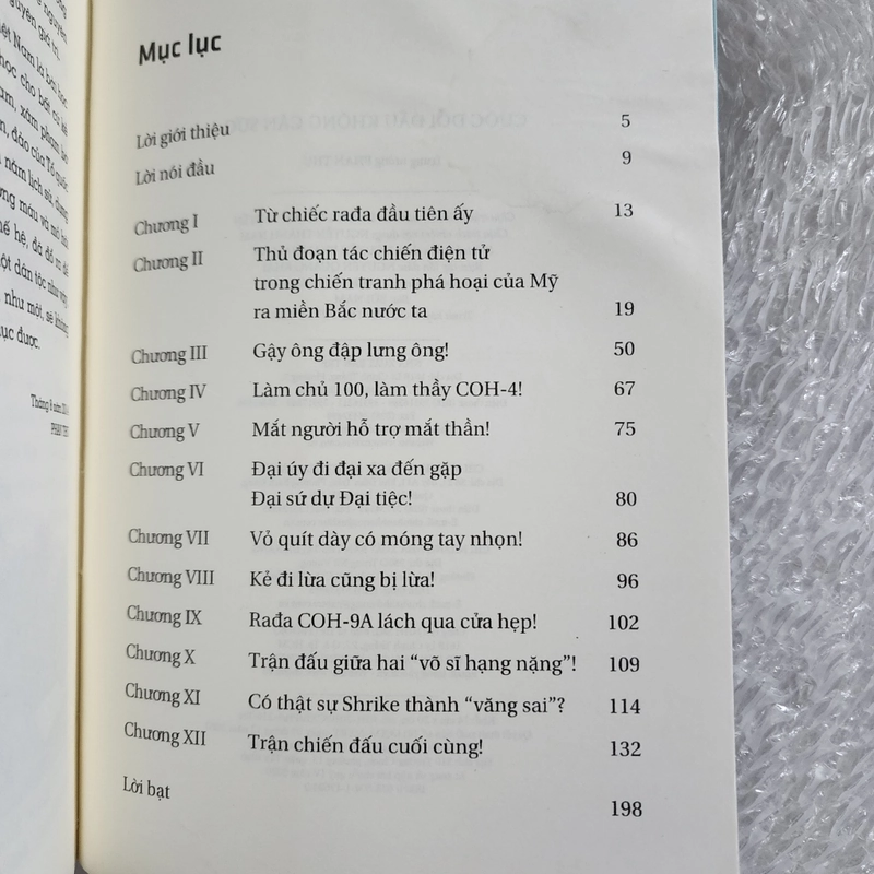 Cuộc đối đầu không cân sức | Phan Thu 506522