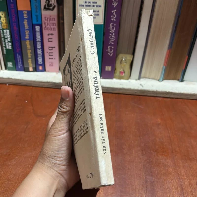 [Sách 8x] - II Tiểu Thuyết: Têrêda - G. Amađô (Tập 1) - 1986 934704