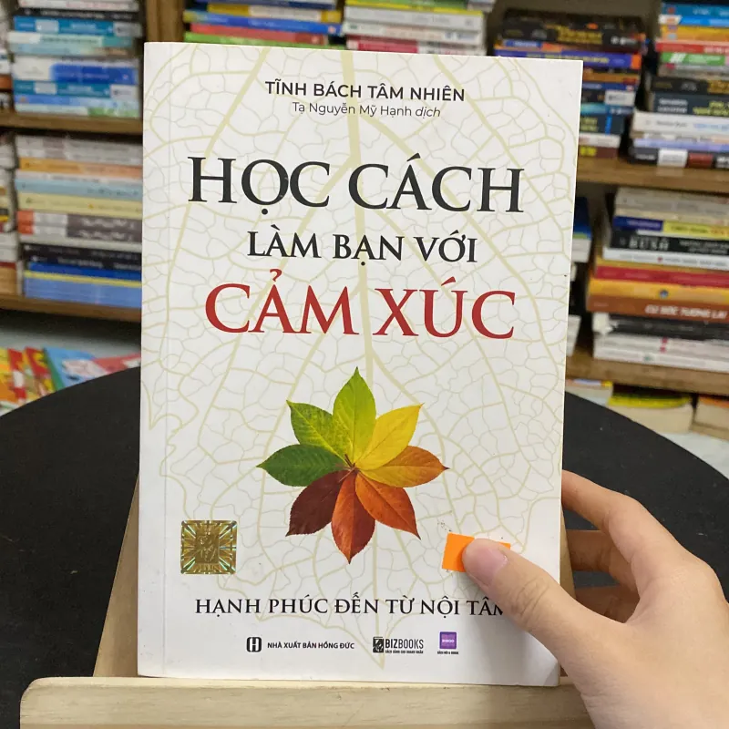 Học cách làm bạn với cảm xúc-tác giả Tĩnh Bách Tâm Nhiên 974342