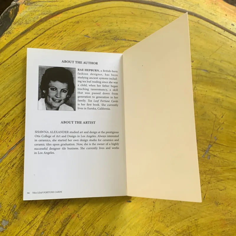 COMBO TEA LEAF FORTUNE CARDS - Rae Hepburn & LE MODE DE VIE SOVIETTIQUE 937394