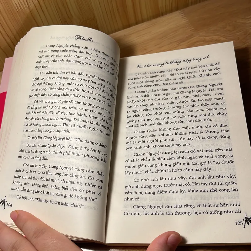 Em ở bên ai cũng là khoảng trống trong anh- Trần Ai 746305