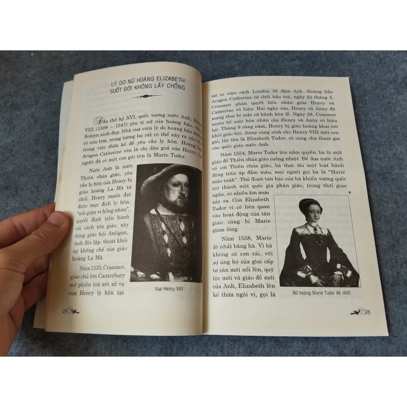 CUỘC ĐỜI VÀ CÁI C H Ế T BÍ ẨN CỦA CÁC DANH NHÂN & MỸ NHÂN 718954