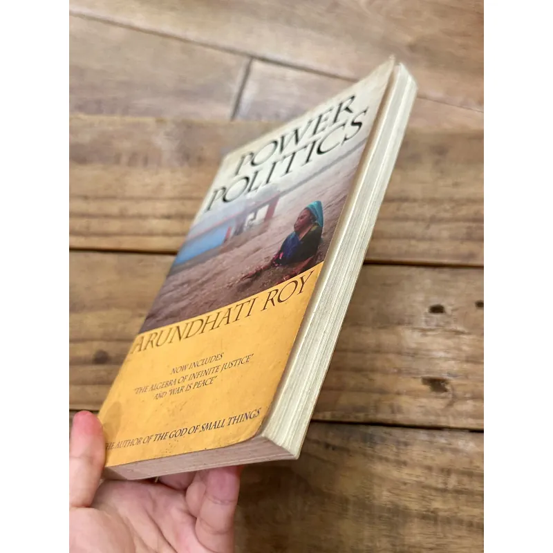 Power Politics - Arundhati Roy 734879