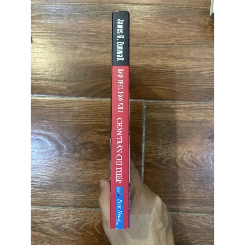 Chân Trần Chí Thép - Jammes G. Zumwalt (9) 989825