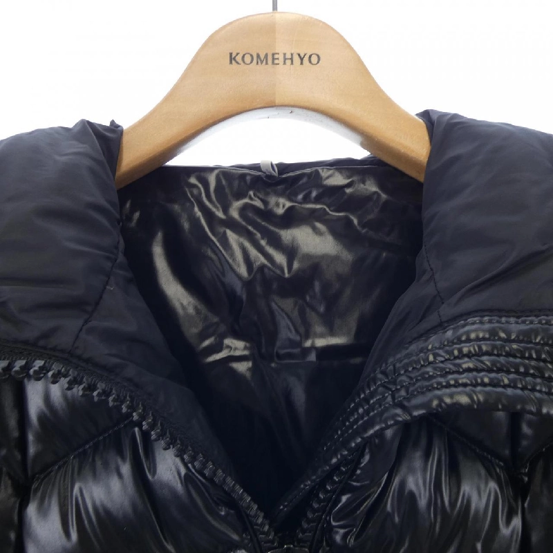 Áo khoác lông vũ MONCLER BADETE 631491