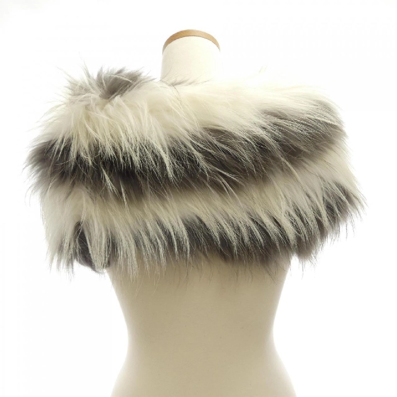 CHARLOTTE SIMONE STOLE - Hàng hiệu Authentic 832695