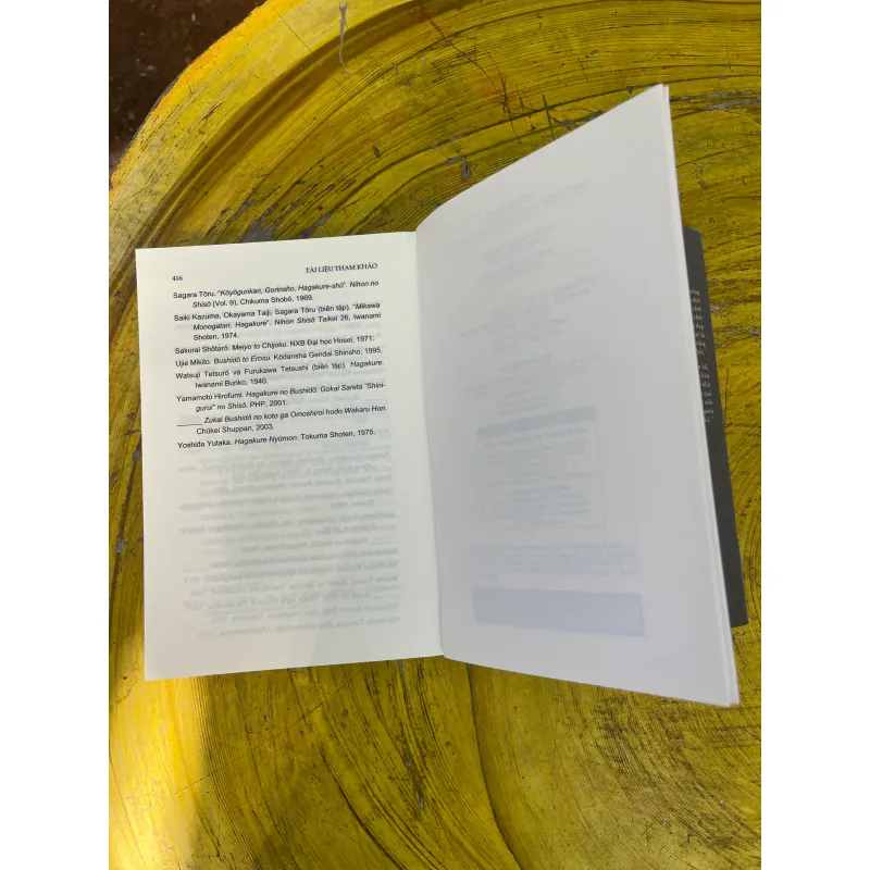 LUẬN ĐÀM VỀ CỐT TUỶ VÕ SĨ ĐẠO- YAMAMOTO TSUNETOMO 729104