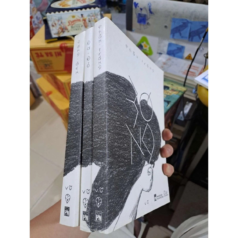 (Trọn bộ 3 tập) Bóng - Vũ - 2012 mới 90% - TRUYỆN TRANH - HMT3012 923686