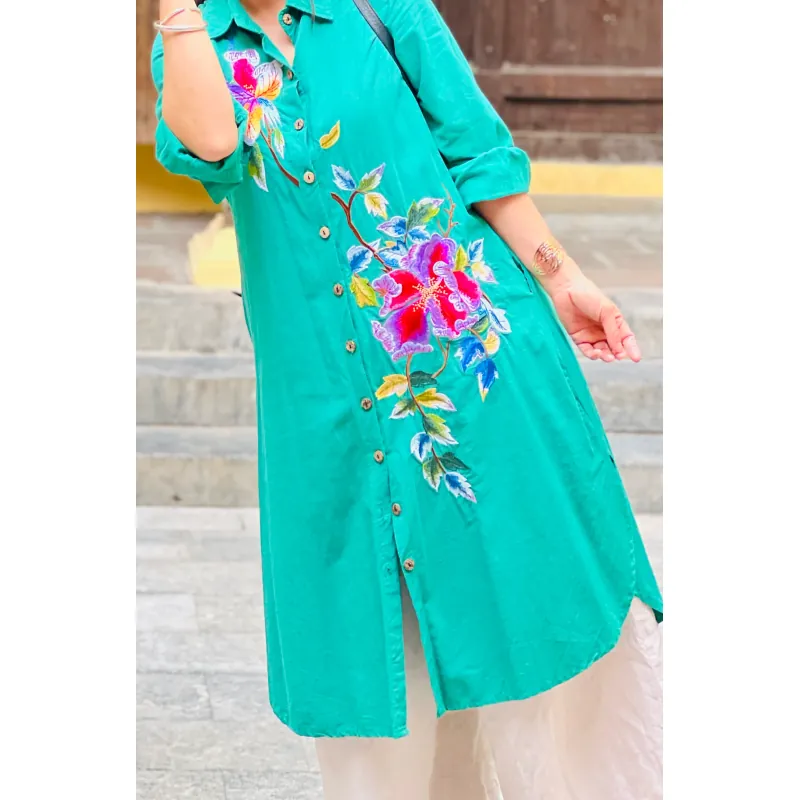 Áo sơ mi nữ dài tay thêu hoa phối màu xanh dương 961353