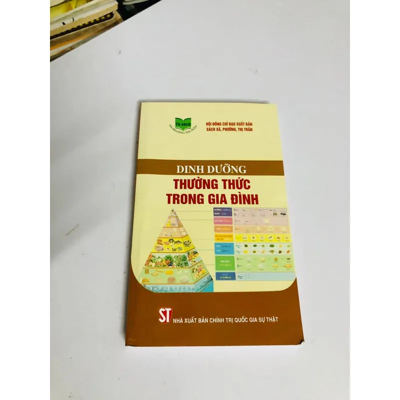 DINH DƯỠNG THƯỜNG THỨC TRONG GIA ĐÌNH  735166
