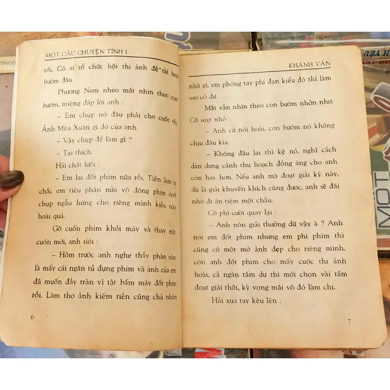 Tiểu thuyết lãng mạn Việt Nam MỘT CÂU CHUYỆN TÌNH (Khánh Vân) 782349