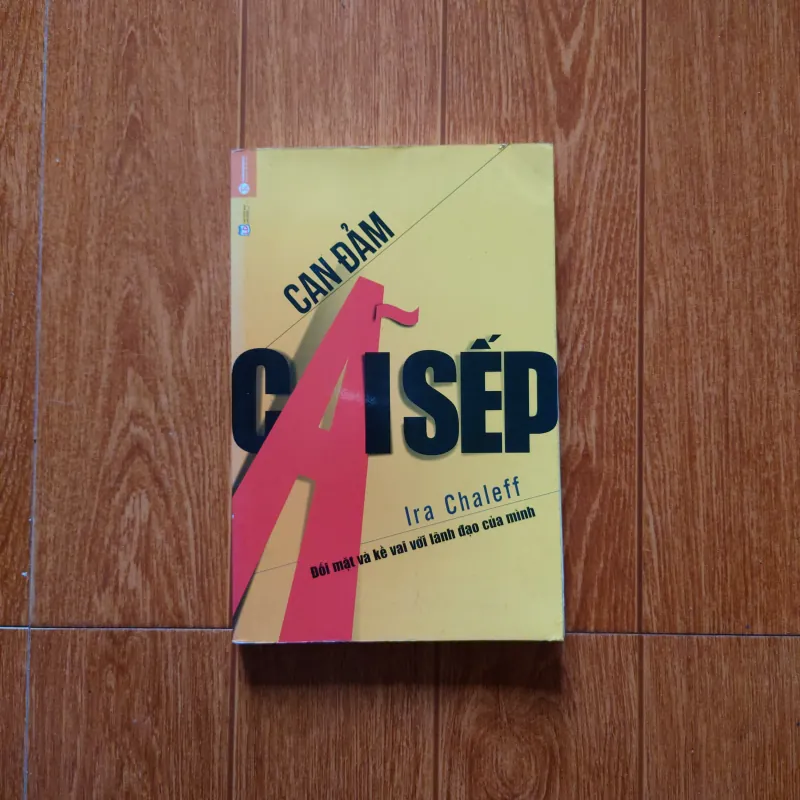 Can đảm cãi sếp 1030929