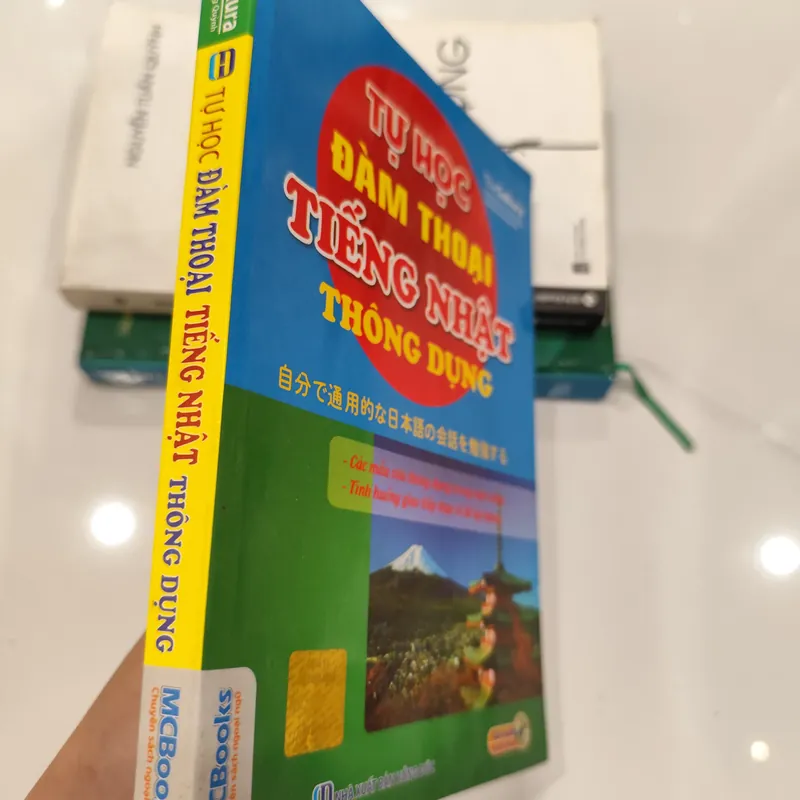 Tự Học Đàm Thoại Tiếng Nhật Thông Dụng  575094