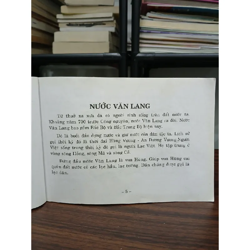 Truyện kể danh nhân lịch sử Việt Nam – Xuân Tùng 573364