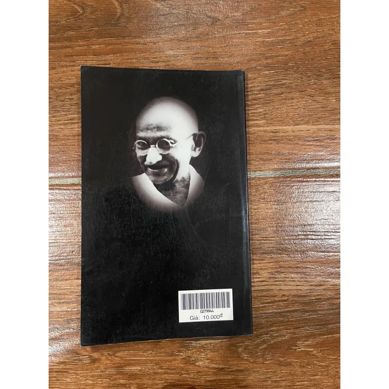 Mahatma Gandi - Michael Nicholson (8) 1004041