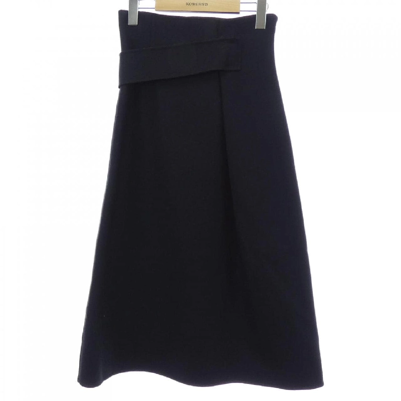 Chân váy ADORE - Hàng hiệu Authentic 809095