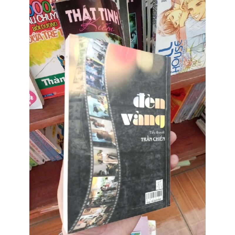 Đèn vàng - Trần Chiến 2005 Tiểu Thuyết VAVO-AK19 935829