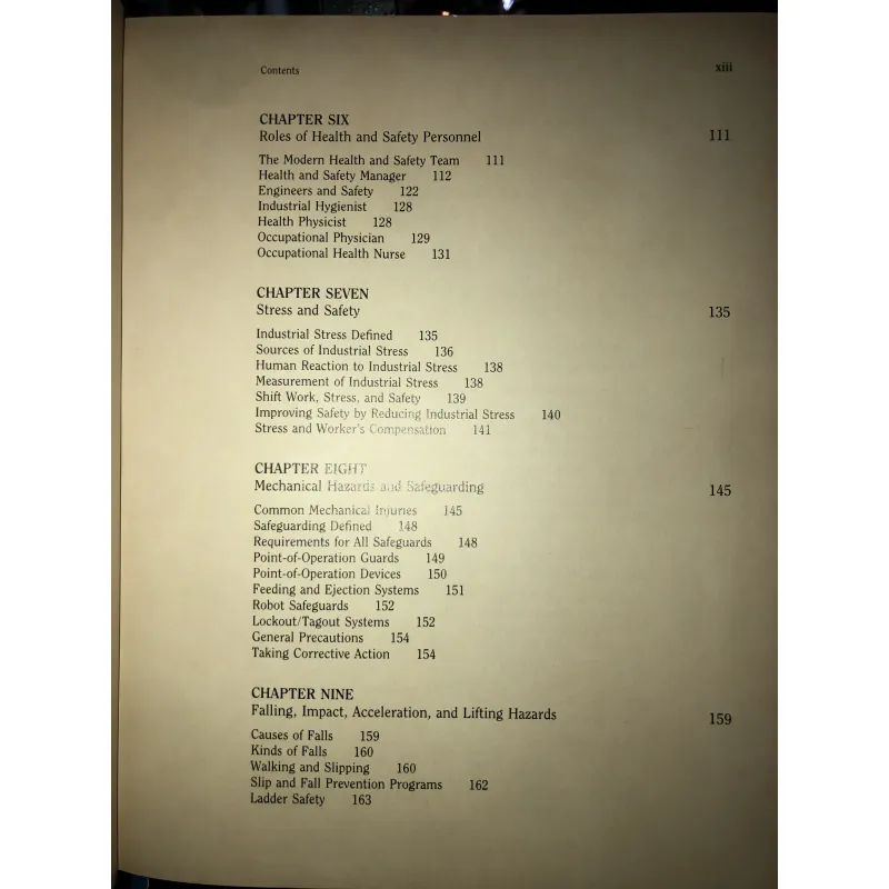 Industrial safety and health in the age of high technology - David L. Goetsch 791845