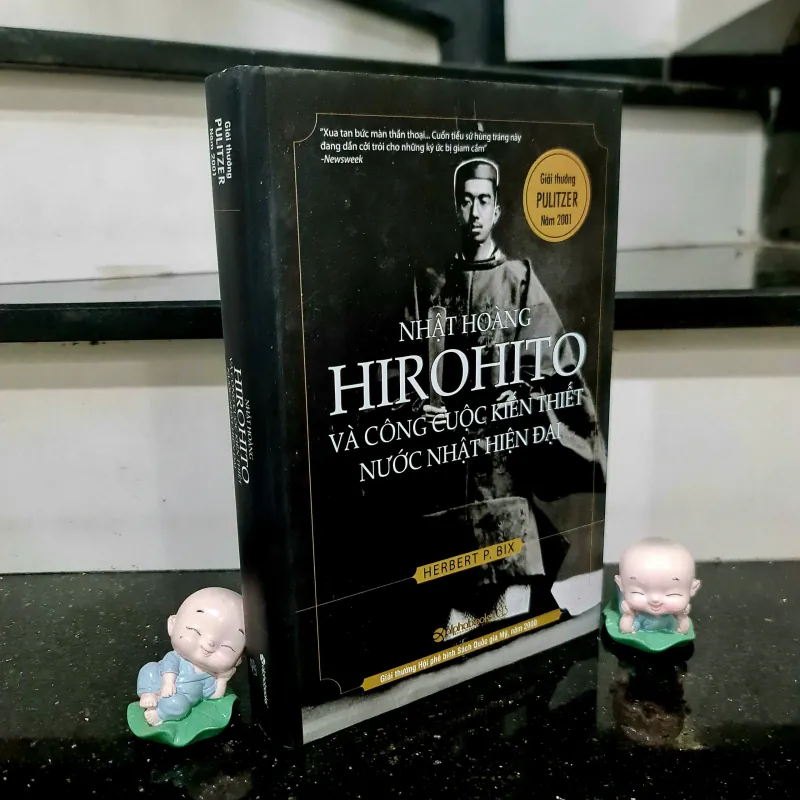 Sách Nhật Hoàng Hirohito Và Công Cuộc Kiến Thiết Nước Nhật Hiện Đại  ( Bìa Cứng ) 593649