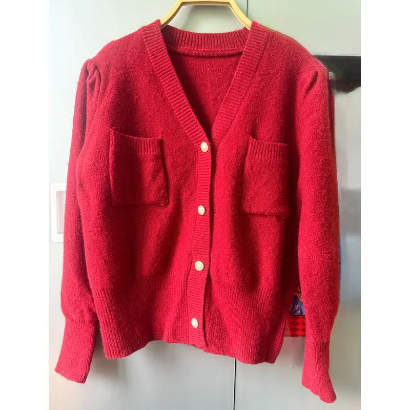 Áo len đỏ cổ tim 599943