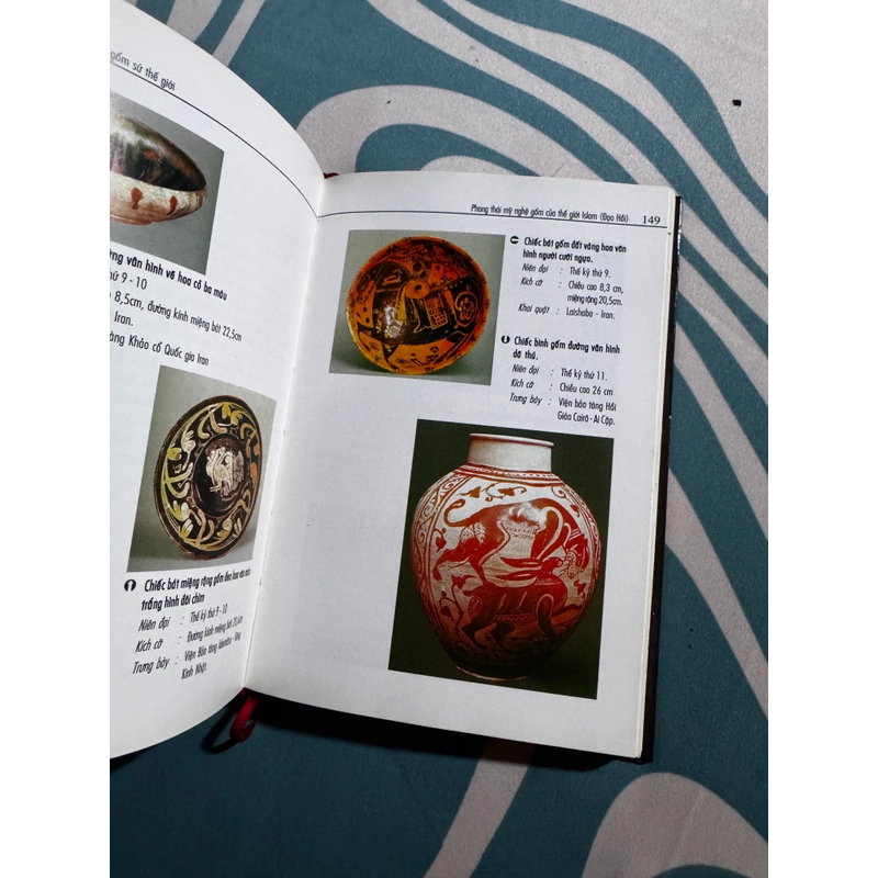 Từ điển nghệ thuật gốm sứ thế giới, sách in màu đẹp  551113