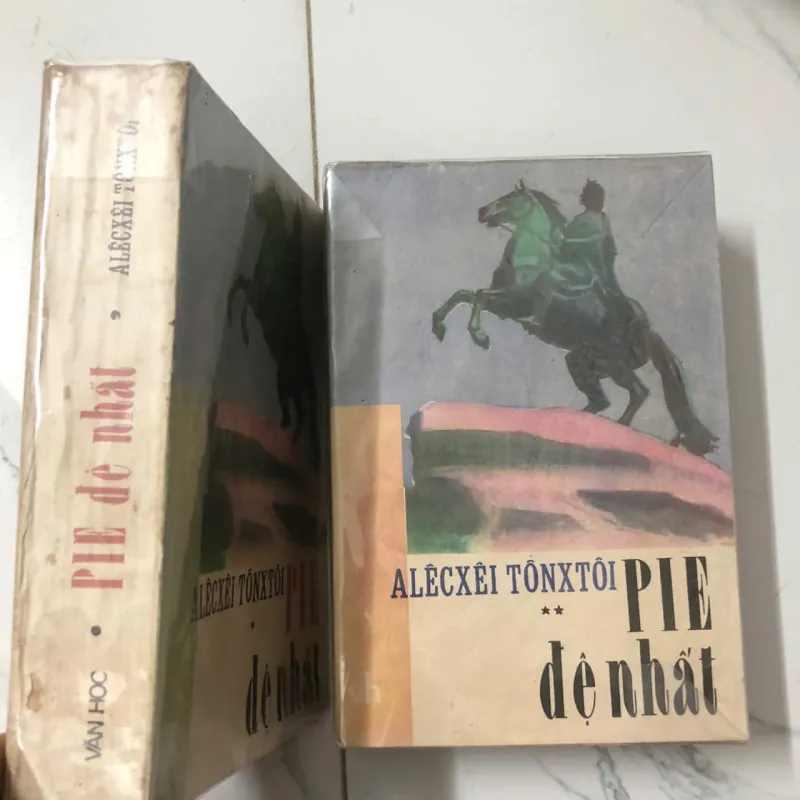 Pie đệ nhất – Aleksei Tolstoi 991851