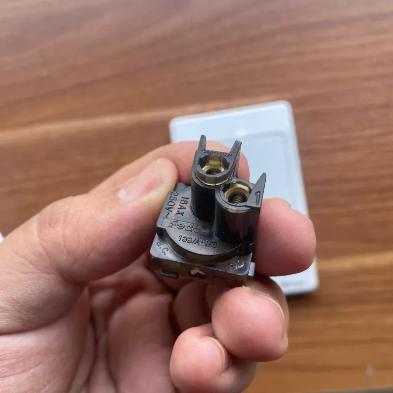 Mặt tiêu chuẩn 1 công tắc Fedo 961689