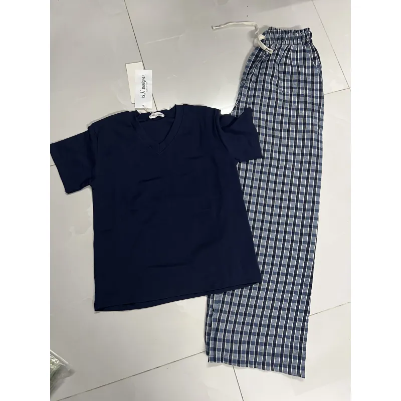 Bộ nữ gồm áo thun và quần suông  928767