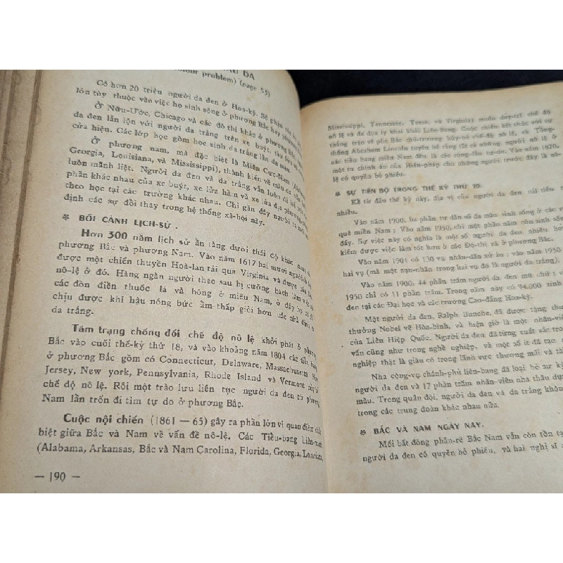 Anh văn đệ nhất luyện thi tú tài ii - Trần Văn Điền & Phạm Đình Thắng 465320