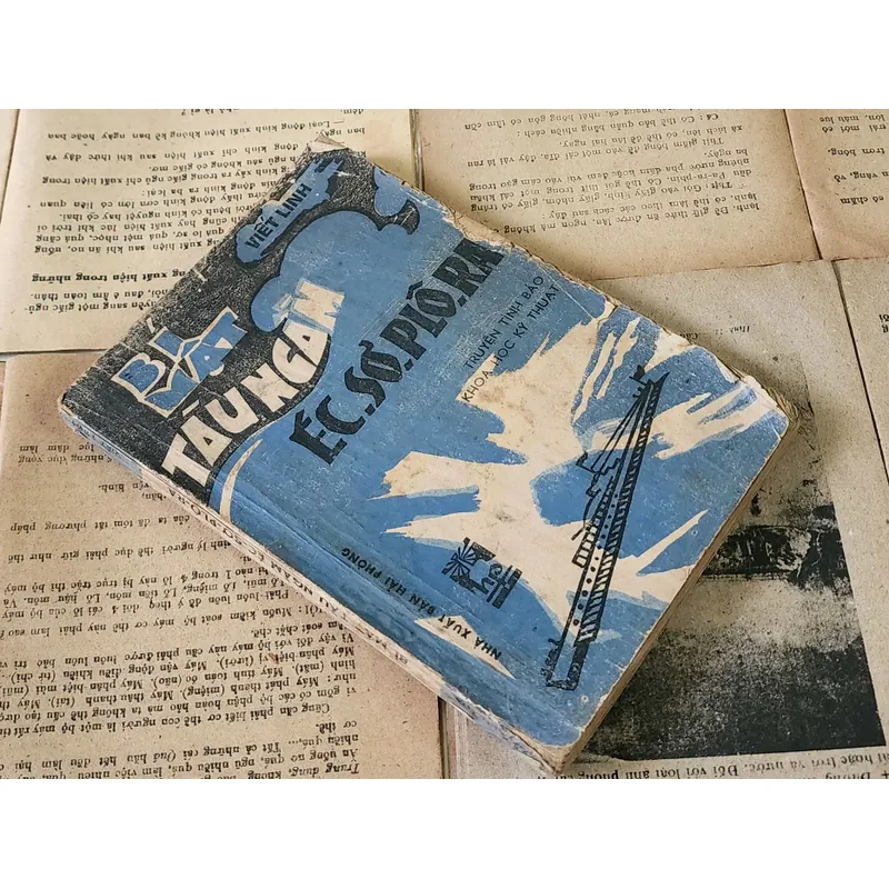 Tác giả Viết Linh - truyện tình báo "Bí mật tàu ngầm Ec-xơ-plô-ra" 708035