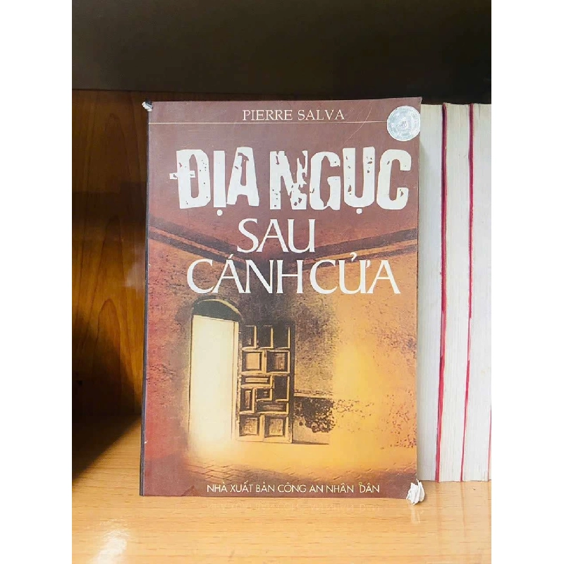 Địa ngục sau cánh cửa - Pierre Salva VĂN HỌC VAVO0810 Rebooks.vn 943014