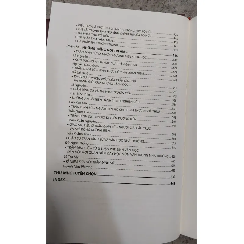 Lí thuyết và thi pháp văn học của GS Trần Đình Sử 1022469