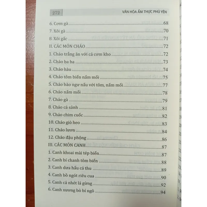 SÁCH NẤU ĂN NHƯNG LÀ Ở PHÚ YÊN (sách nghiên cứu văn hoá) 800446