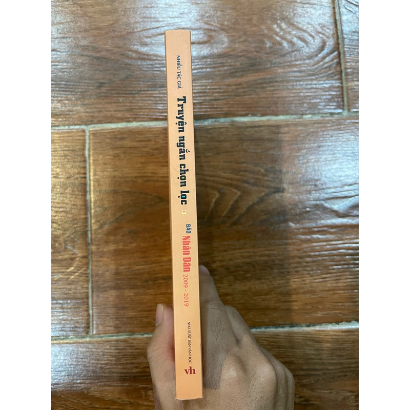 Truyện ngắn chọn lọc báo Nhân Dân (k4) 337036