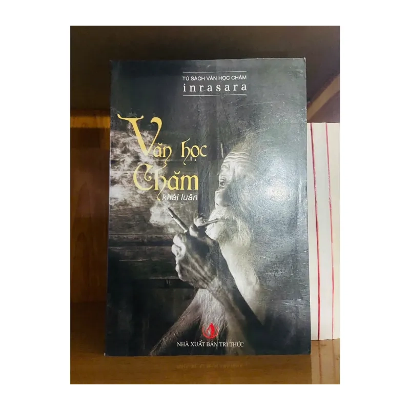 Văn học Chăm / Inrasara VĂN HỌC VAVO1301 989096