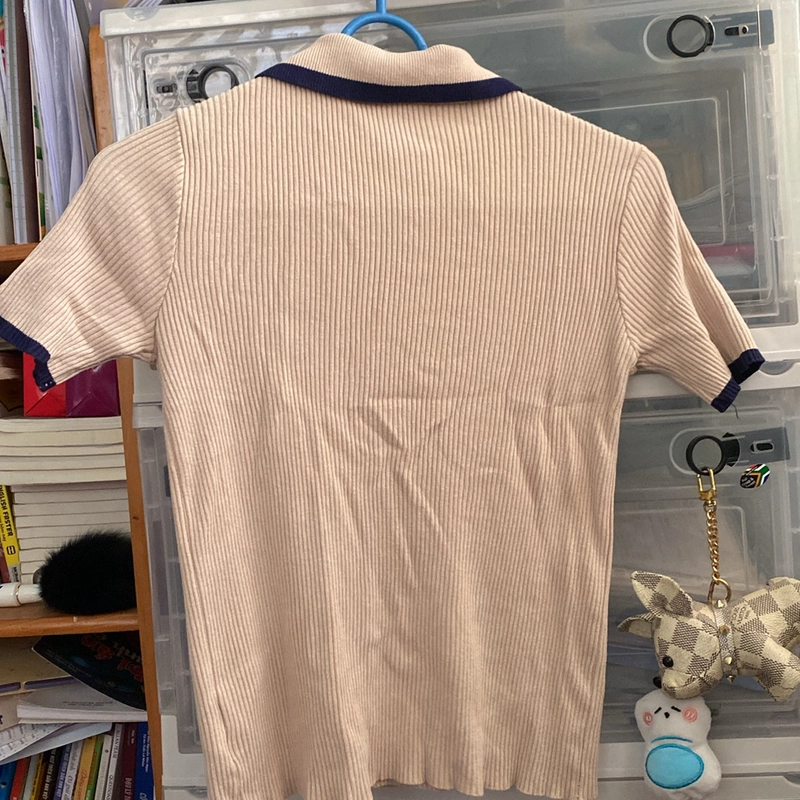 Áo thun nữ sz M, đã qua sử dụng 473859