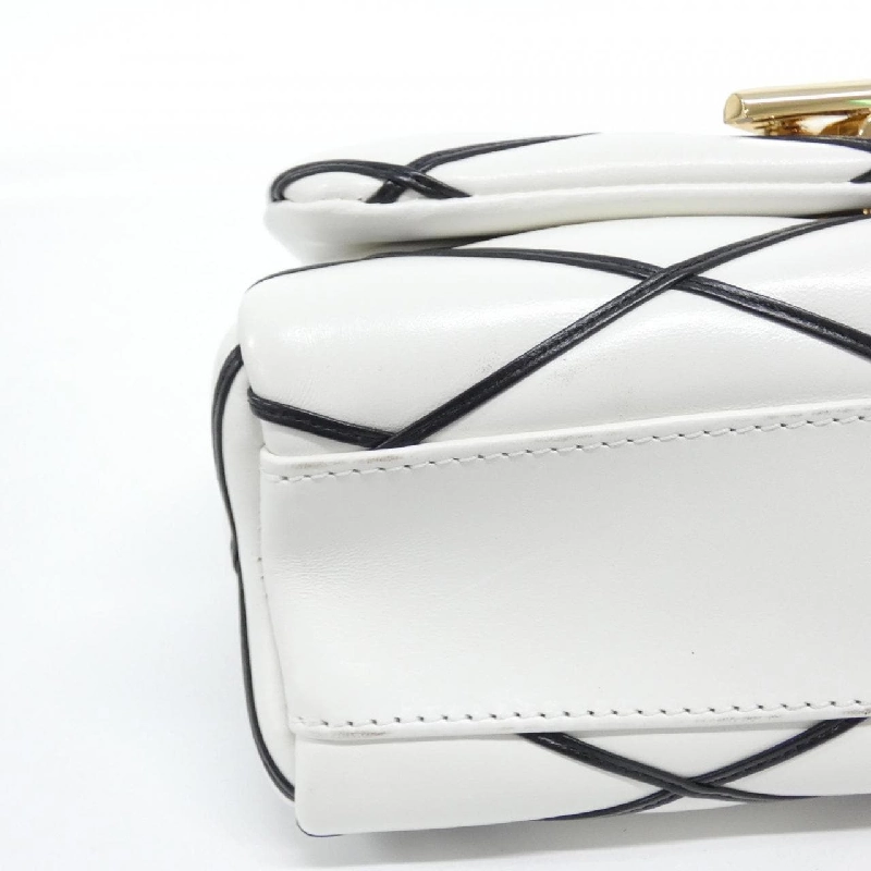 Túi đeo vai Louis Vuitton GO-14 MM M22890 - Hàng hiệu Chính hãng 801344