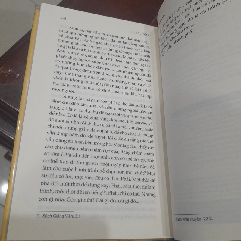 Ray Bradbury - 451 độ F (một kiệt tác kinh điển vh Mỹ) 306567
