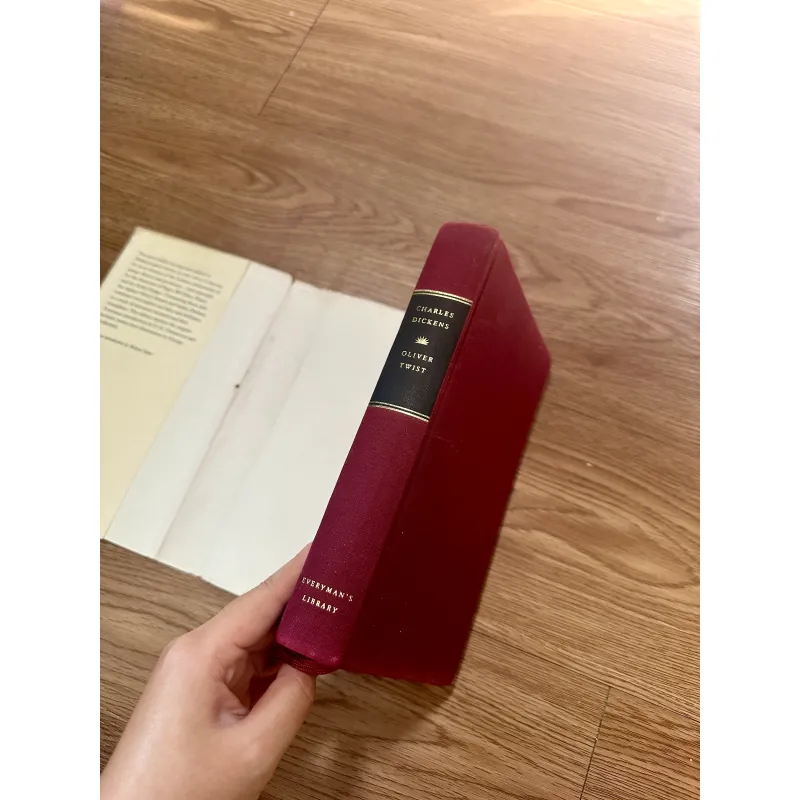 Oliver Twist (Everyman's Library) - Charles Dickens 782755