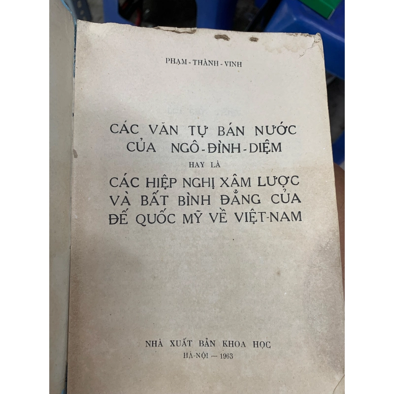Các văn tự bán nước của ngô đình diệm. 999 493871