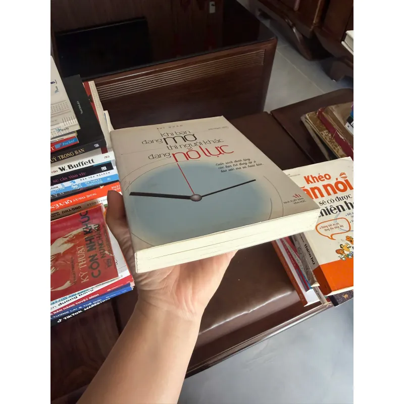 Khi Bạn Đang Mơ Thì Người Khác Đang Nỗ Lực – Vĩ Nhân- K3 1005588