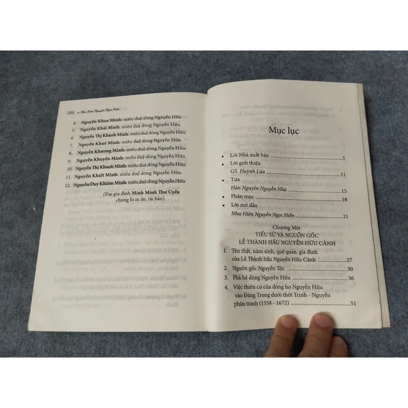 LÊ THÀNH HẦU NGUYỄN HỮU CẢNH (1650 - 1700) 719913